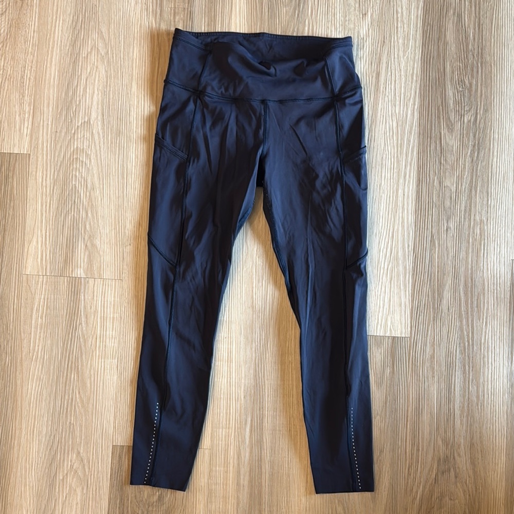 Lululemon navy 7/8 fast and free High-Waisted Leggings